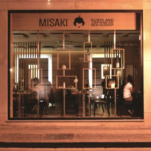 Misaki Sushi and Japanese Restaurant: un ambiente rilassato e curato nei dettagli